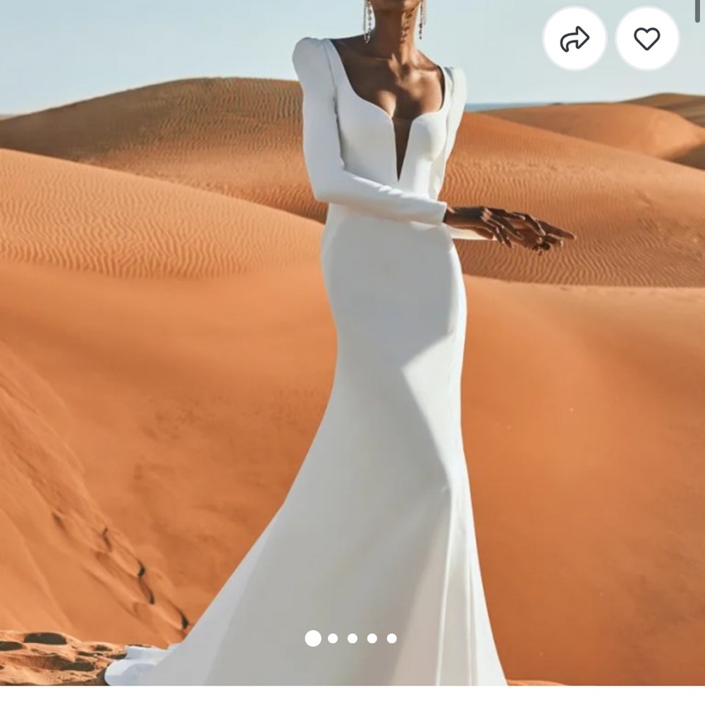 Pronovias Elegant White Bridal Gown